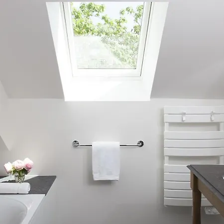 Manoir De Surville