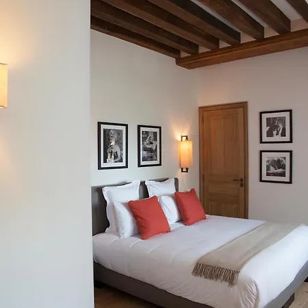 Manoir De & & Restaurant 4*