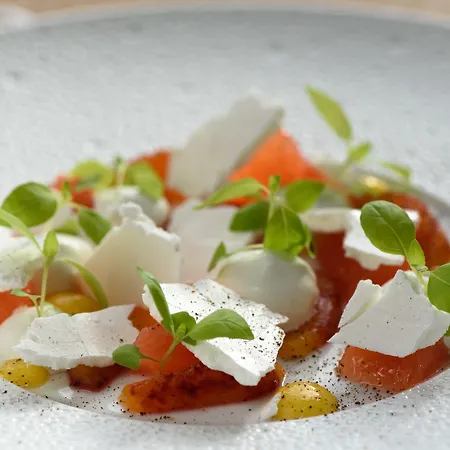 Manoir De Hotel Surville (Eure)