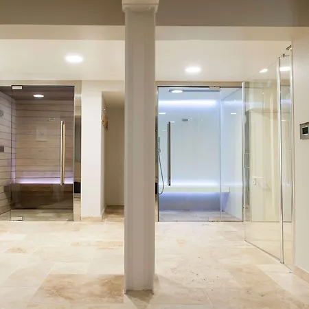 Hotel Manoir De Surville (Eure)