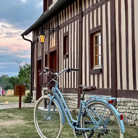 Manoir De Hotel Surville (Eure)