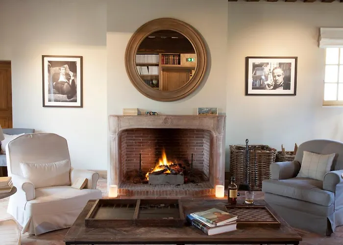 Manoir De Surville 4*