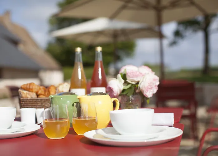 Manoir De Surville Отель