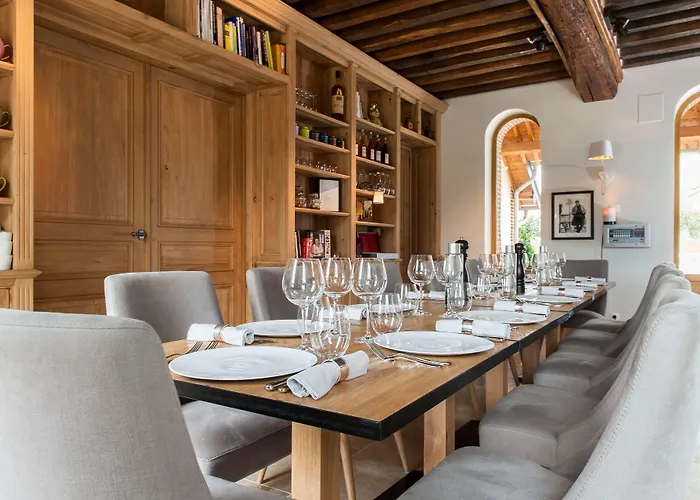 Manoir De Surville Surville (Eure)