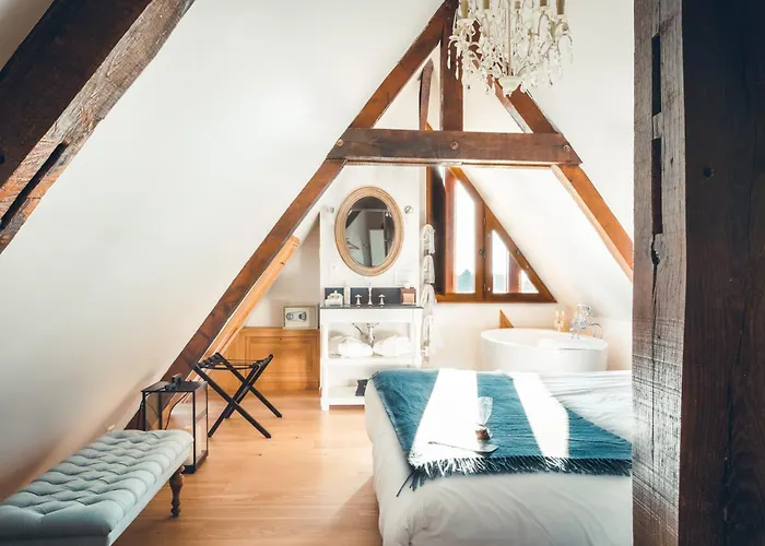 Manoir De Surville Отель